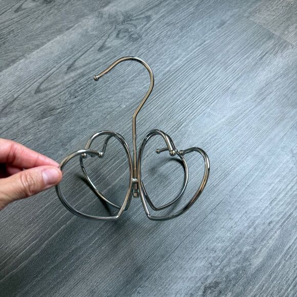 Heart Clothes Hanger Metal Belt Accessories Display Rack Home Decor - Picture 3 of 5